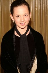Photos de Mackenzie Rosman - 11th Annual Movieguide Awards Gala - 4